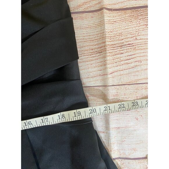 David's Bridal Women's Black Strapless Ruched Bodice Wedding Dress - 18 - Picture 11 of 15